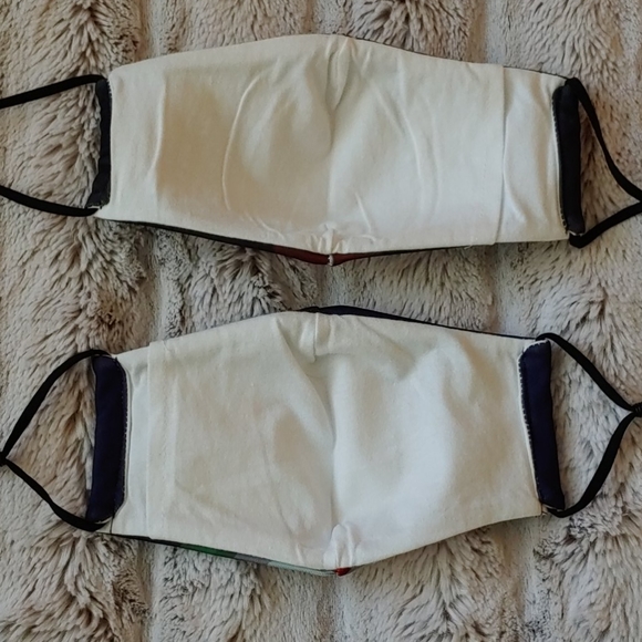 Santa's helper 2-pack Christmas face mask set - Picture 6 of 7